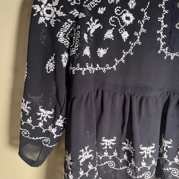 NWT Gorgeous Free People Sheer Black Babydoll Shirt with White Embroidery XS - Picture 4 of 7
